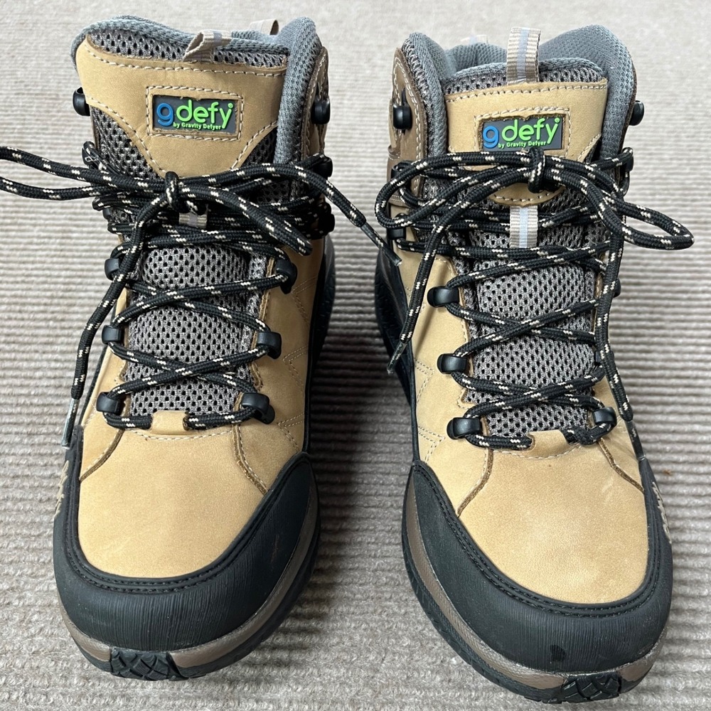 Gravity Defyer G-Defy Mens 9 Waterproof Hiking Boots Tan Black New without Tags